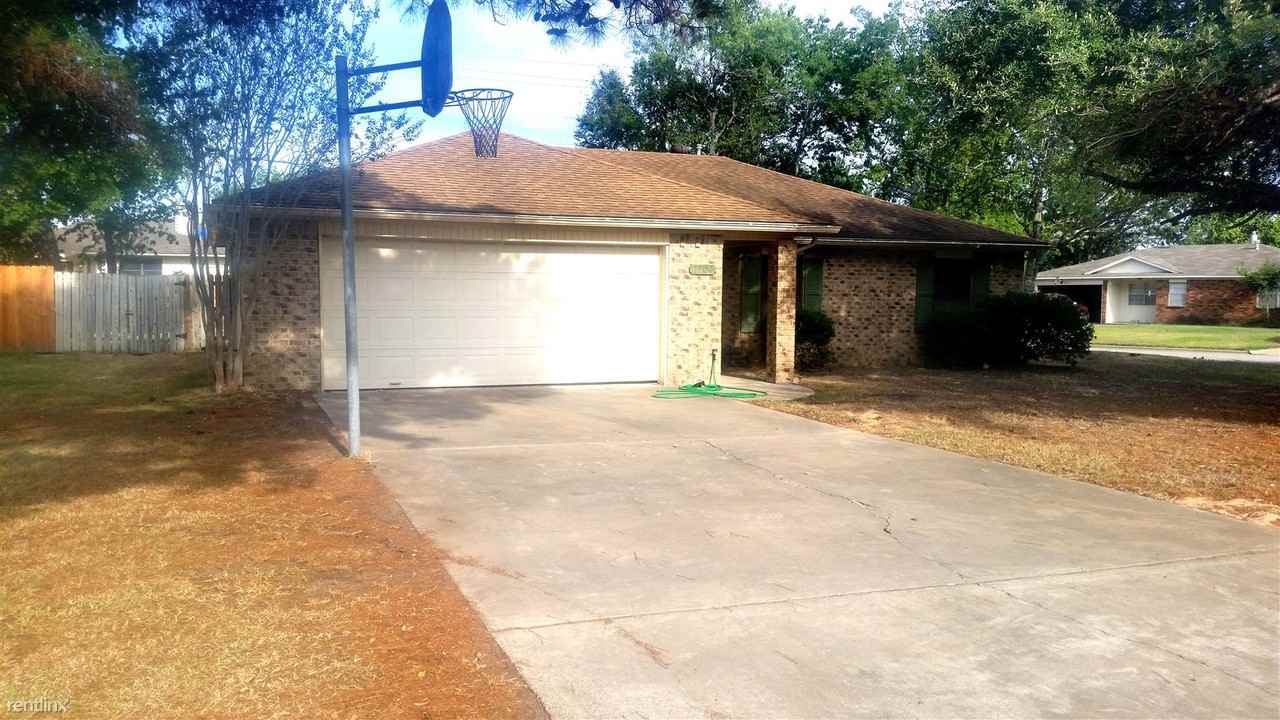 3900 Sioux Cir - Photo 2 of 27