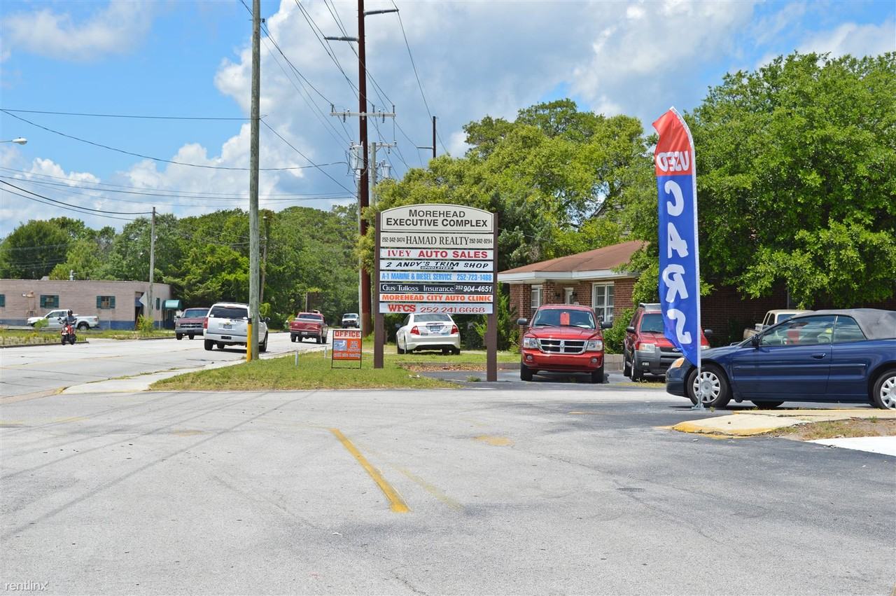 Morehead Executive Complex - Photo 3 of 11