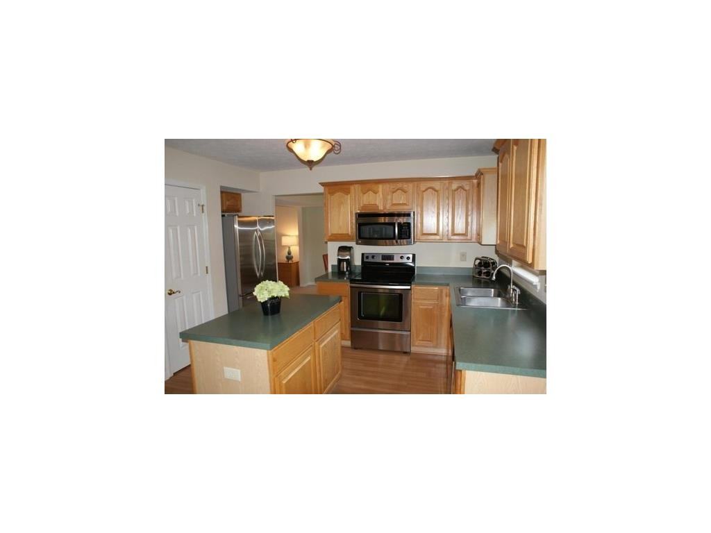 5825 Pheasant Court - Photo 3 of 12