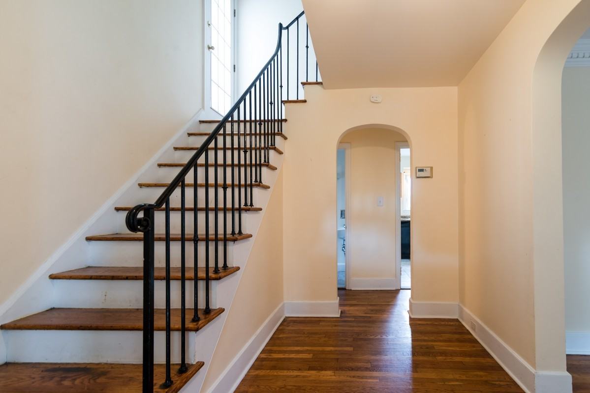 34 Normandy Ln - Photo 2 of 11