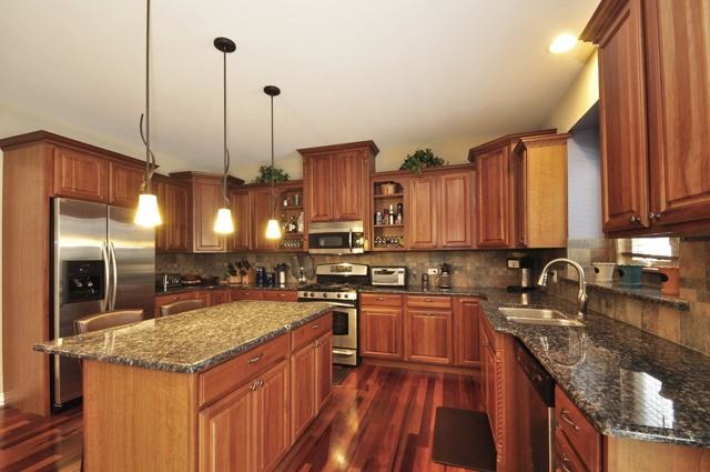 25159 W Warren Ave - Photo 2 of 24