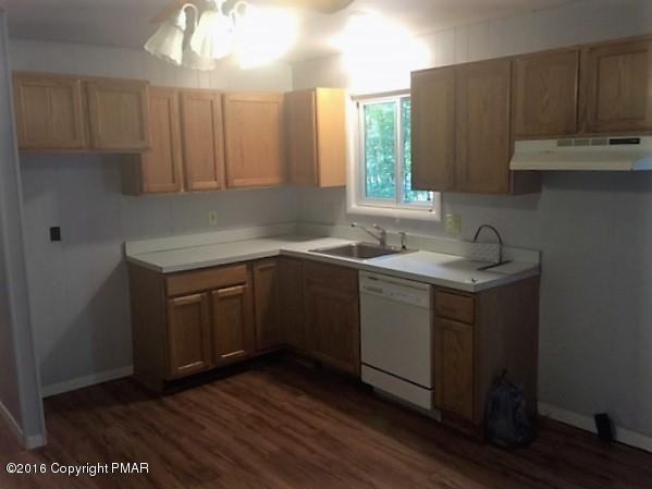 107 Davis Blvd - Photo 2 of 16