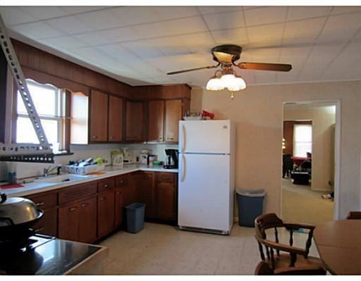 27 Levinson Ave #0 - Photo 3 of 10