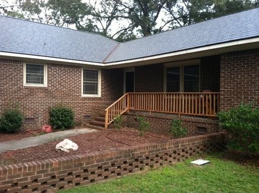 208 Plantation Dr - Photo 2 of 17