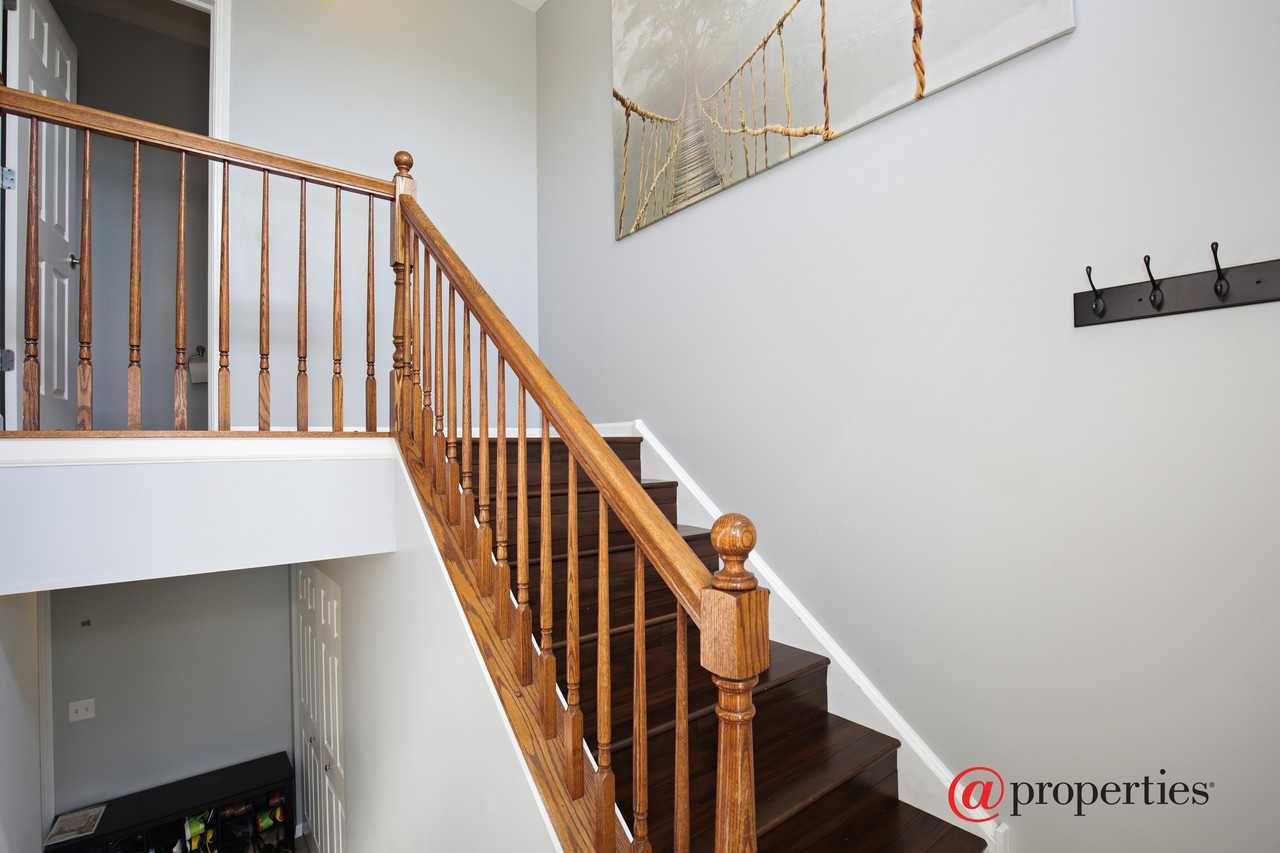 251 Jackson St - Photo 2 of 16