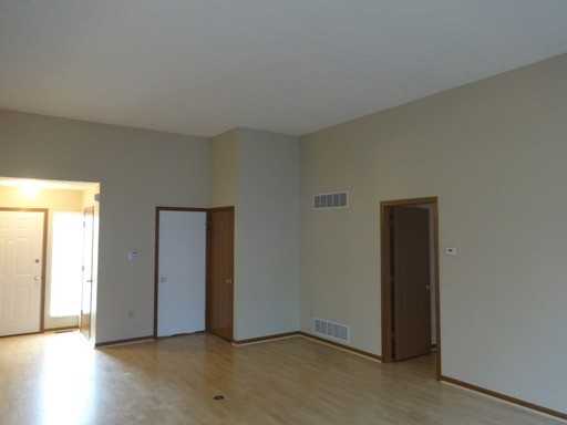 5104 Hilliard Green Dr - Photo 2 of 15