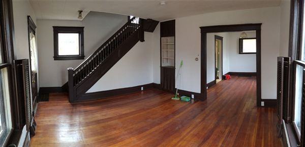 210 8th St - Photo 2 of 9