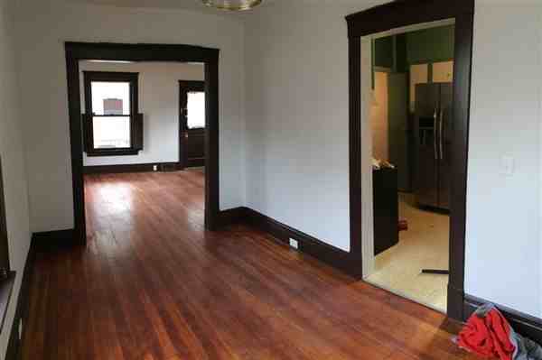 210 8th St - Photo 3 of 9