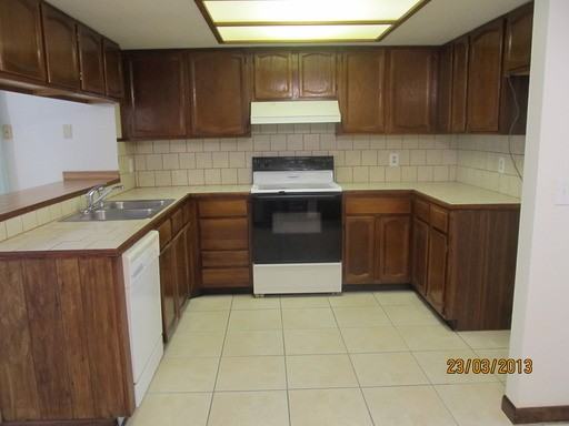 26374 Rolling Acres Dr - Photo 2 of 3