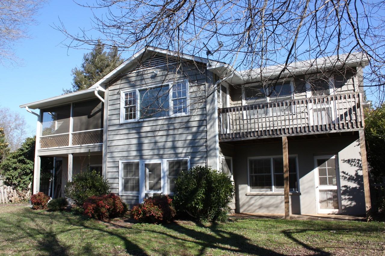 705 Hooper Creek Rd - Photo 2 of 19