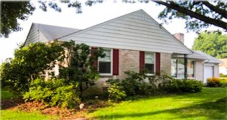 88 Rose Ave - Photo 3 of 20