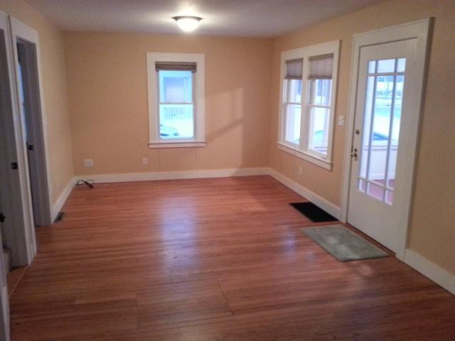 339 E Liberty St - Photo 3 of 16