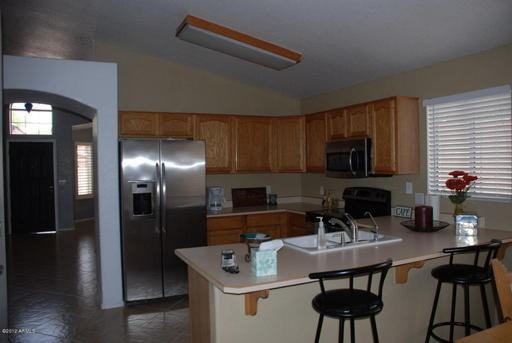 5815 W Electra Ln - Photo 2 of 20