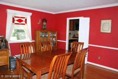 13704 Summer Hill Dr - Photo 3 of 8