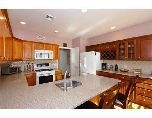 30 Hartland Way #30 - Photo 2 of 9