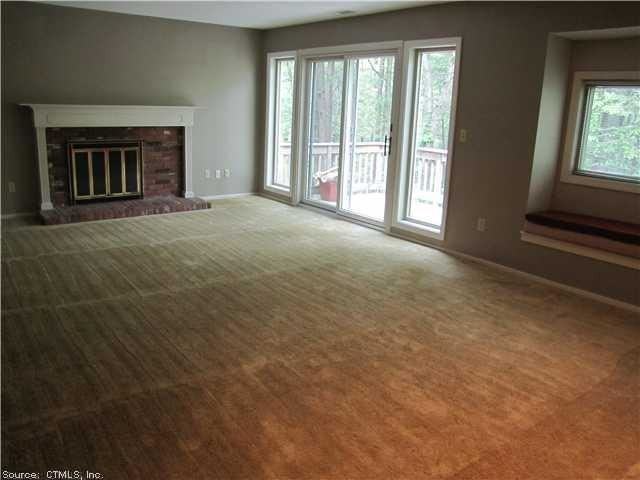 30 Carriage Dr - Photo 2 of 10