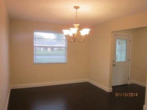 805 Carey Dr - Photo 3 of 17