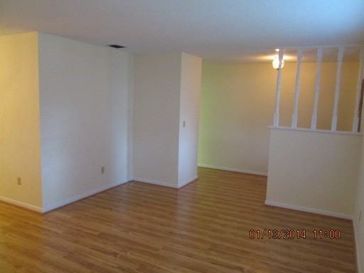 919 Northbrook Dr - Photo 3 of 16