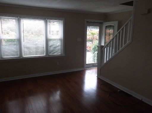 1722 E Cedar St - Photo 3 of 8