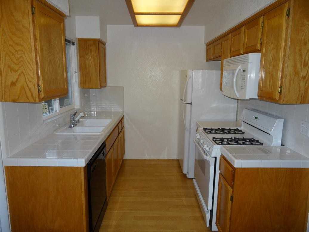 5106 Kauai Way - Photo 2 of 15