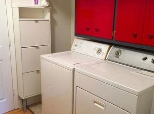 608 Gaskill St SE - Photo 2 of 9