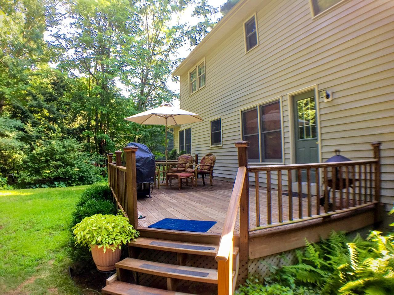 42 Castleberry Dr - Photo 3 of 25