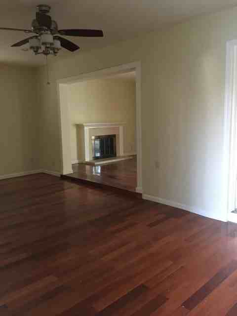 1533 Argyle Ct - Photo 2 of 12