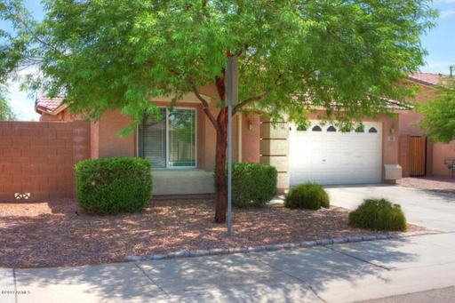 283 N 152nd Dr - Photo 3 of 31