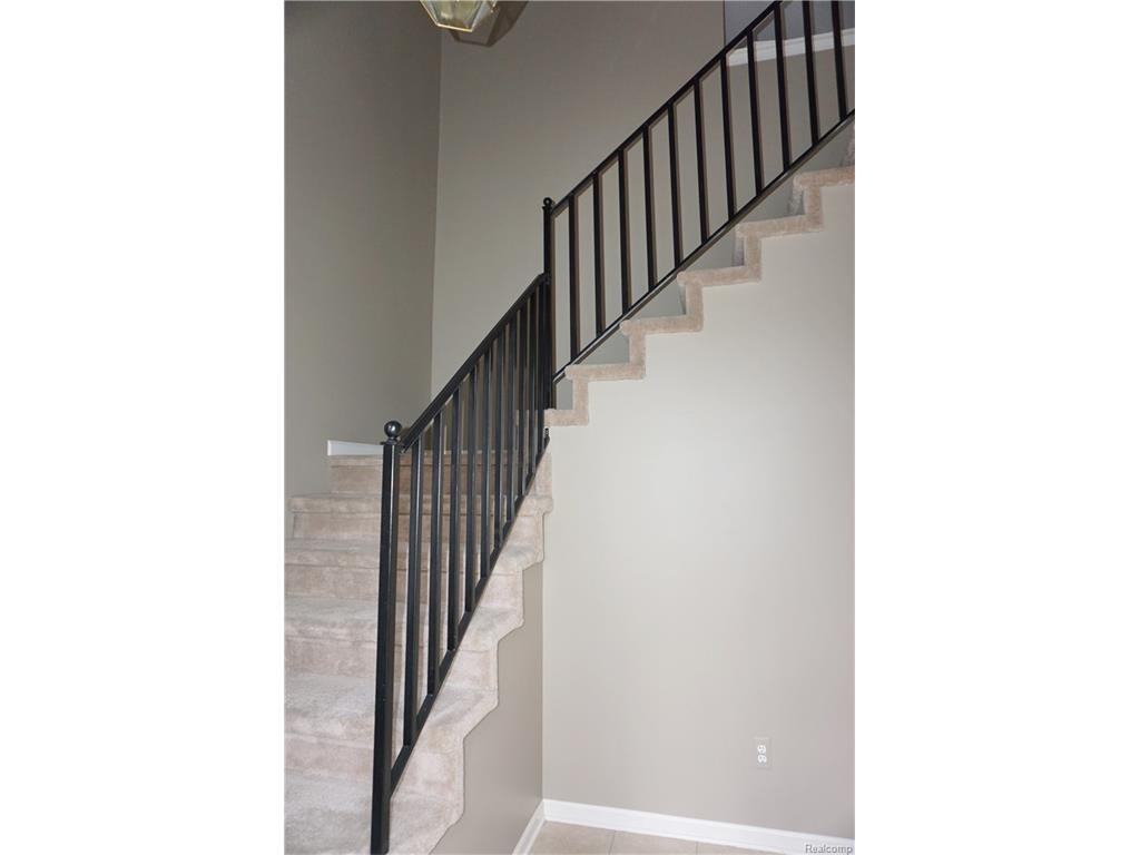 51725 Adler Park Dr W #71 - Photo 3 of 21