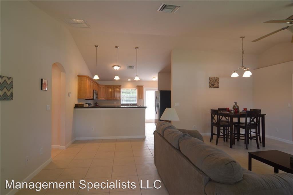 6007 Bamboo Dr - Photo 3 of 24