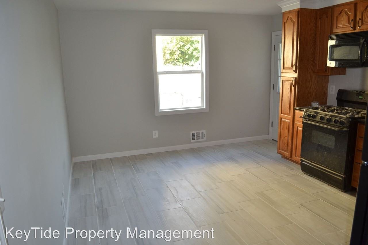 919 N Concourse - Photo 3 of 10