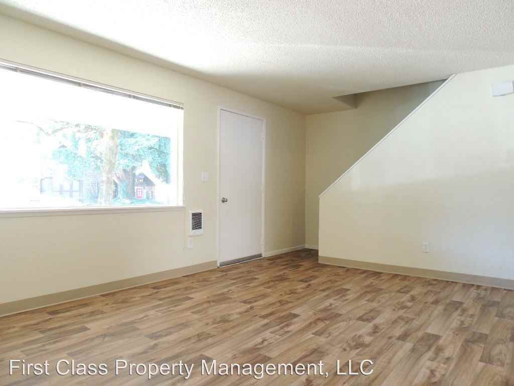 1667 Dollar St - Photo 3 of 17