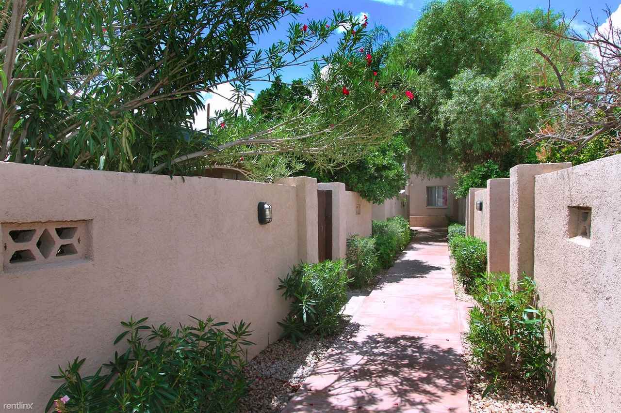 Desert Courtyard Apartments - Photo 3 of 12