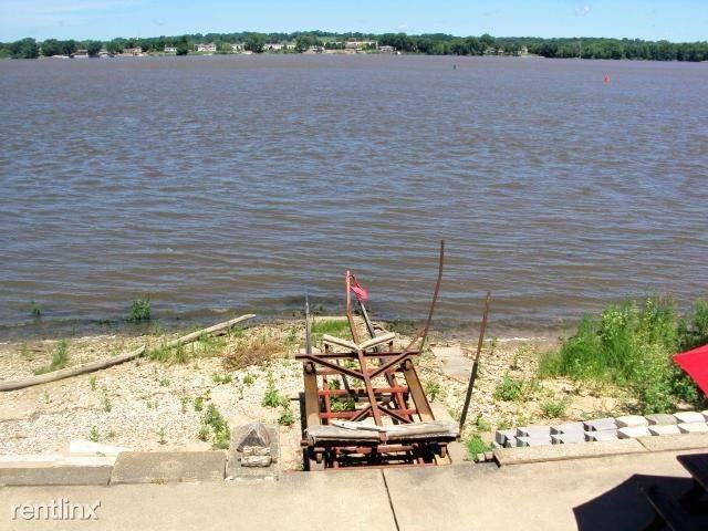 254 Island Ave - Photo 3 of 7