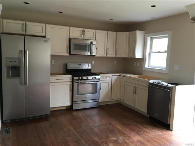 12 Foltim Way - Photo 3 of 19