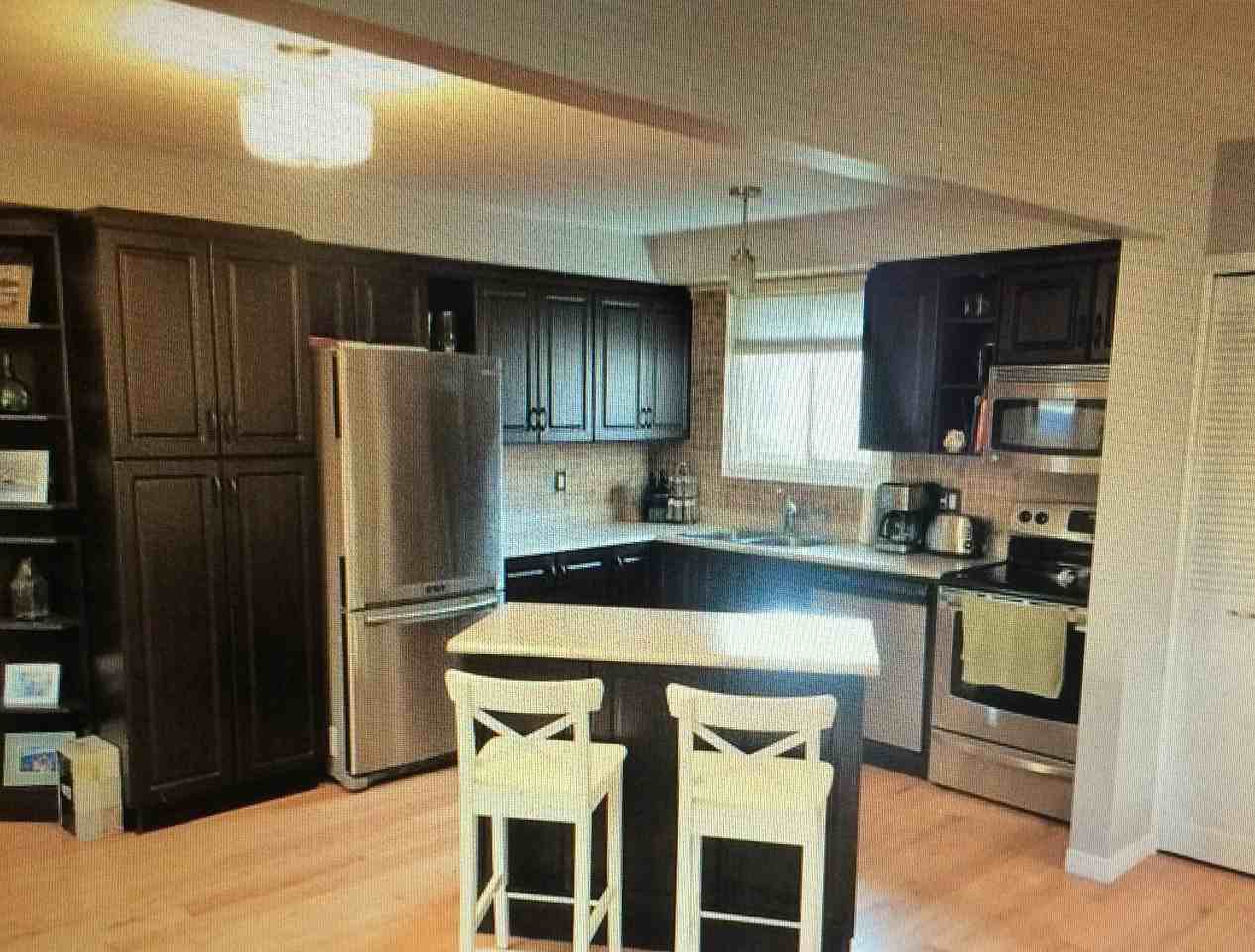 613 Black Oak Crescent - Photo 2 of 7