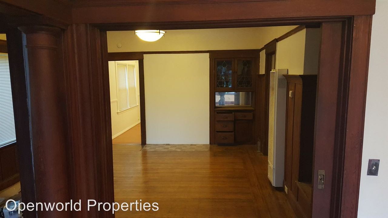 883 54th St - Photo 3 of 22