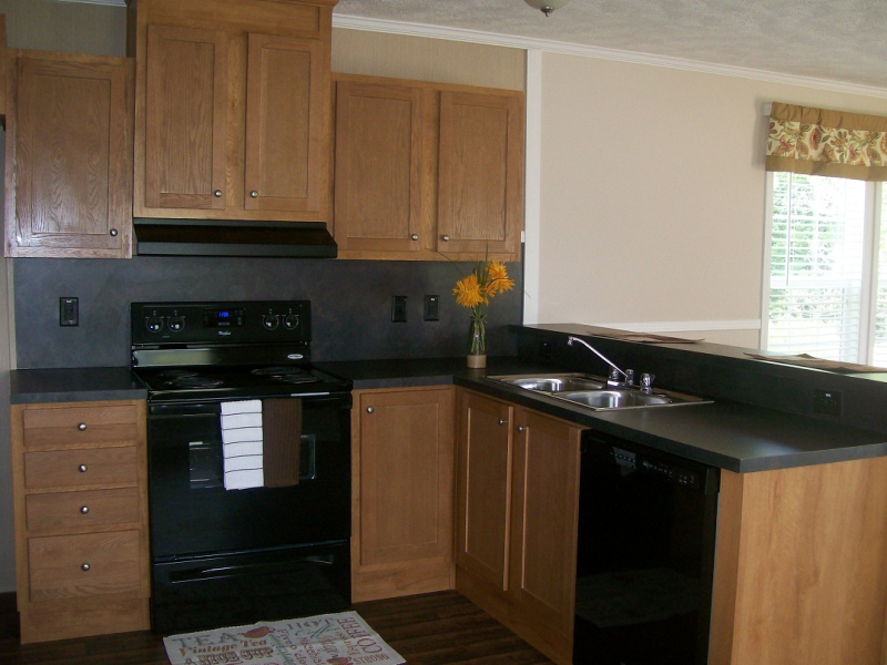 201 Hickory Ct - Photo 3 of 3