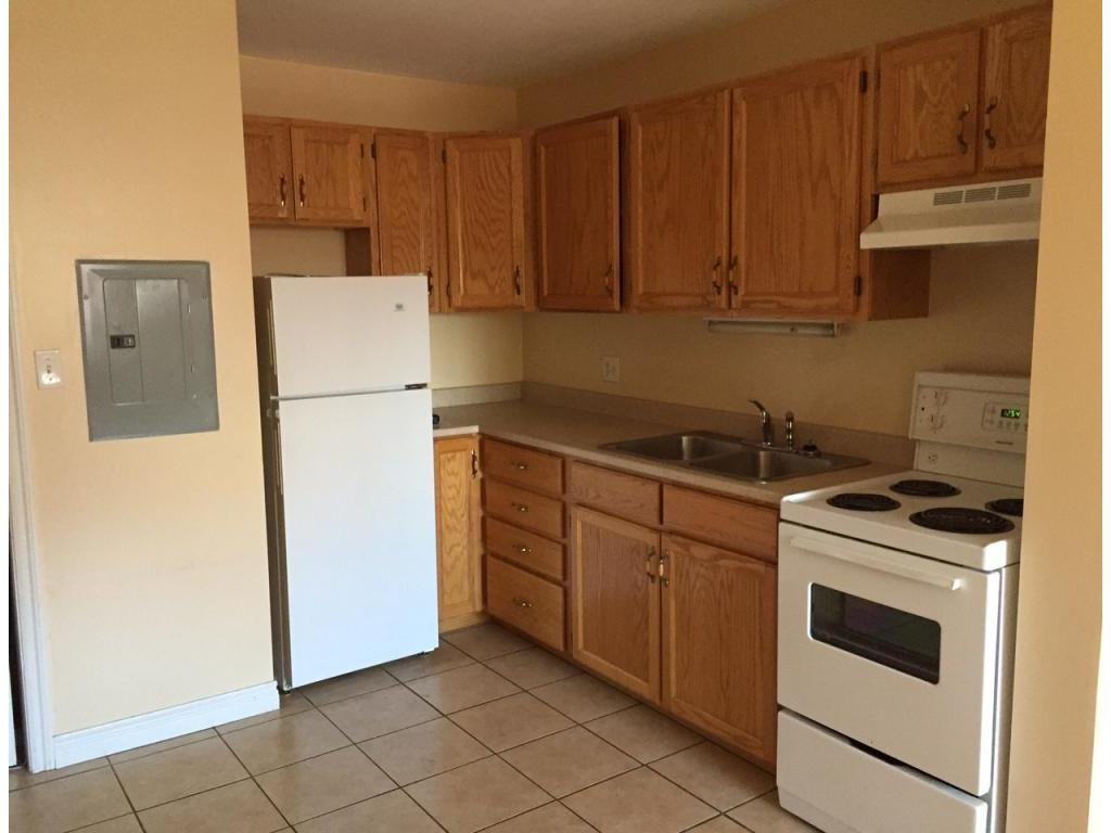 1751 Main - Photo 2 of 11