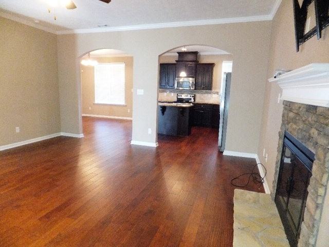 752 Whitney Pass - Photo 3 of 39