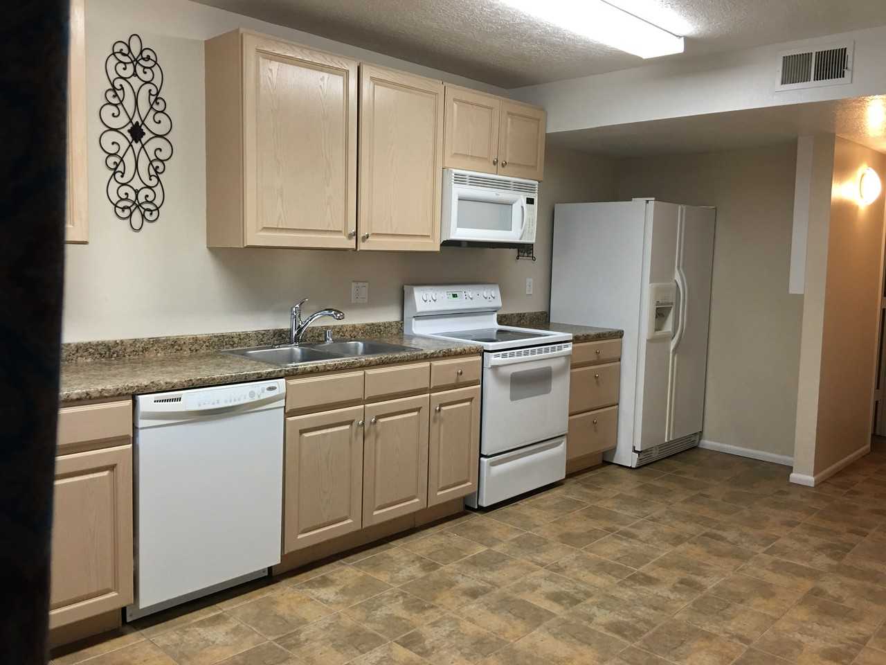 62 Plaza De La Noche Northeast - Photo 2 of 11