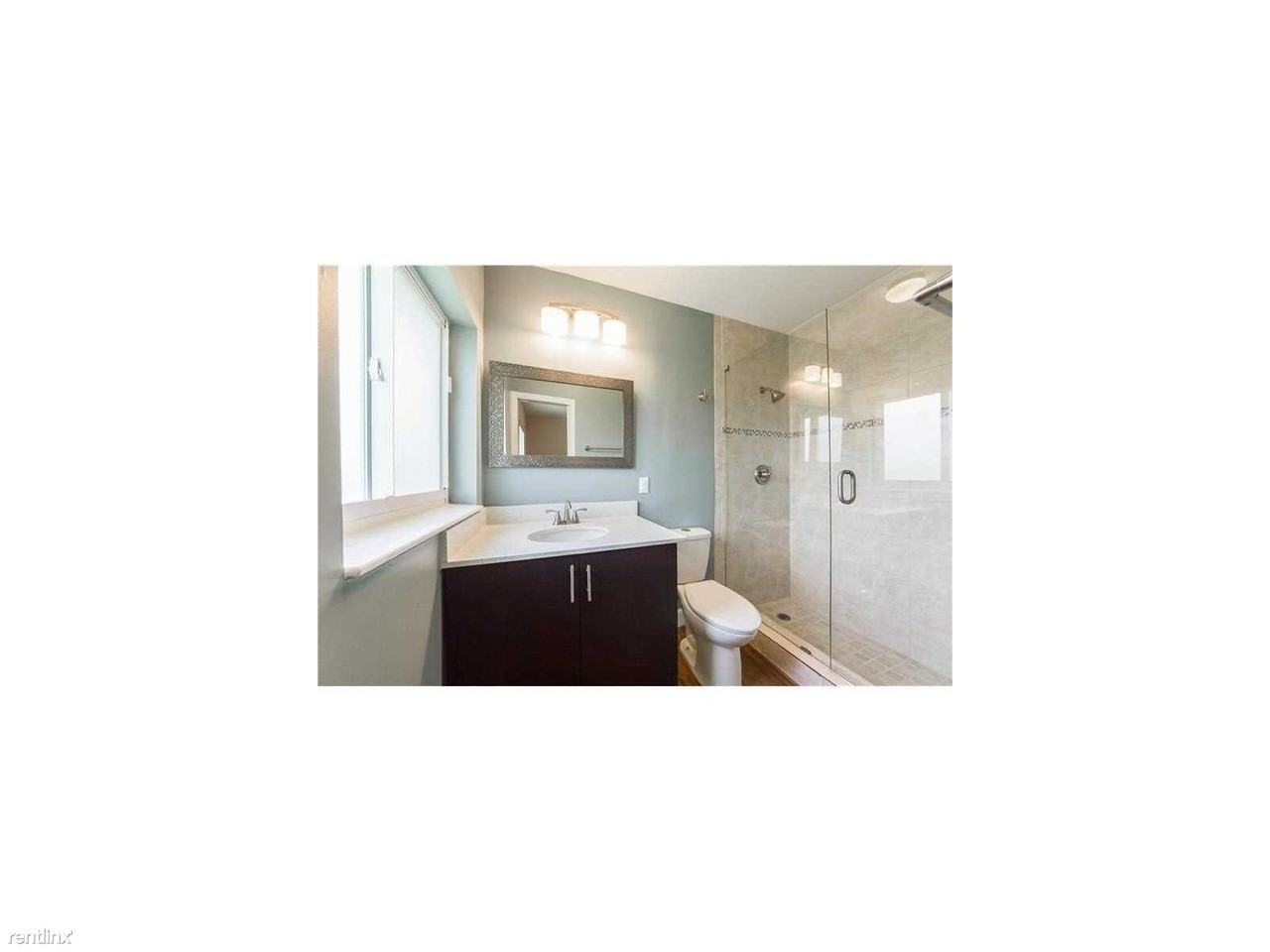 90 Sevilla Ave - Photo 3 of 16