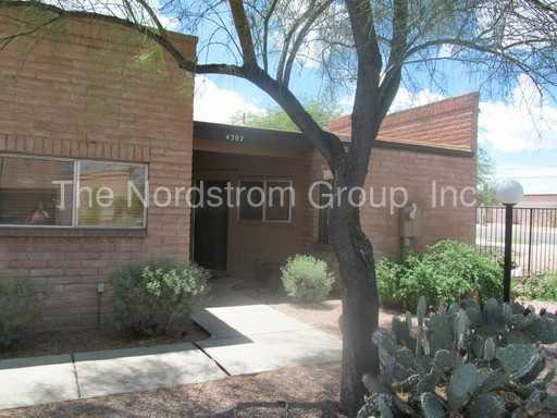 4302 E Presidio Rd - Photo 3 of 17