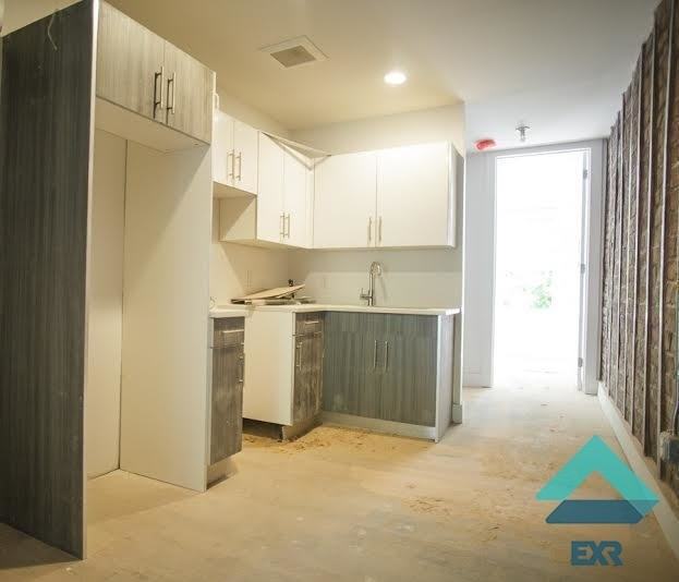 31 Montrose Avenue #3R