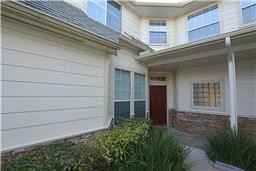 2035 Grand Terrace - Photo 2 of 8