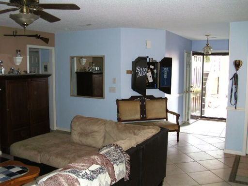 2910 Mulberry Ln #B - Photo 2 of 6
