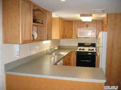 521 E Broadway - Photo 3 of 5
