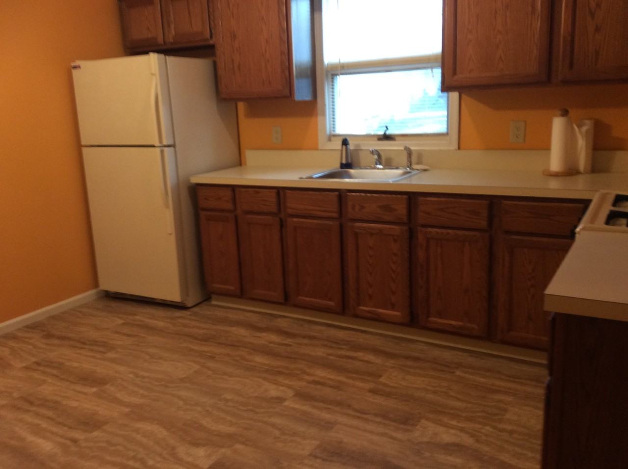 50 Almond St - Photo 2 of 7