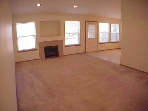 8912-8914 222nd St E - Photo 2 of 9