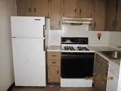 410 Meadowview Ln - Photo 3 of 5